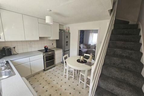Summersgill Close, Heywood, OL10 2EL photo 5