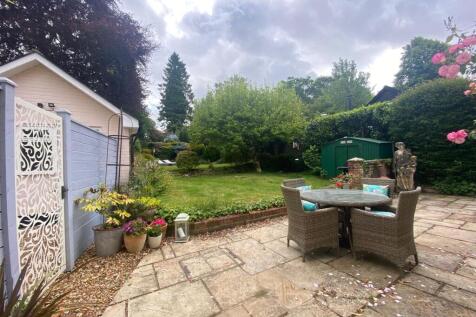 Garden summer.jpg