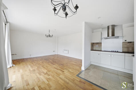 Apartment 13 - 7 ...