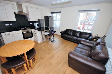 5 The George, George Street, Leamington Spa, Warwickshire photo 4