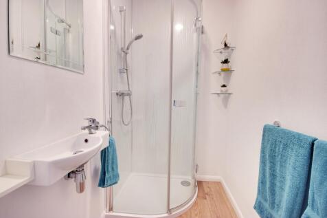 1 Bed 1 Shower room A