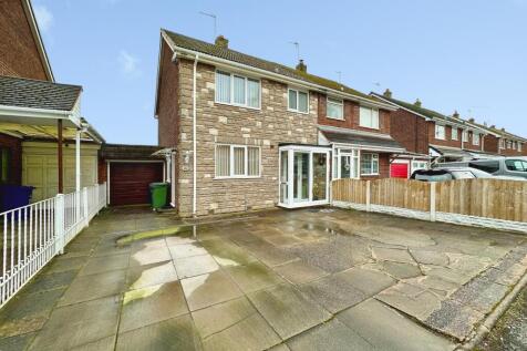 Cannock, WS11 - property photo