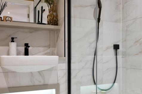 The Clifton Collection, Legacy Apartments, Show Home, En-Suite Shower