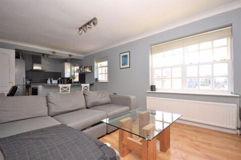 Fitzalan Road, Arundel photo 3
