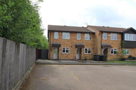 Canarvon Close