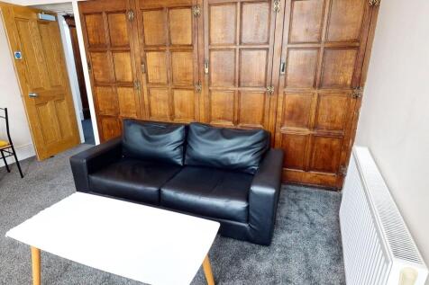 Student Digs - Kings