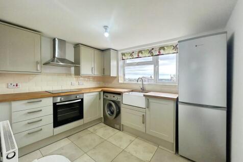 Victoria Road, SWINDON photo 3