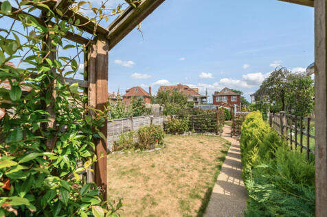 1334730-19-68936c...