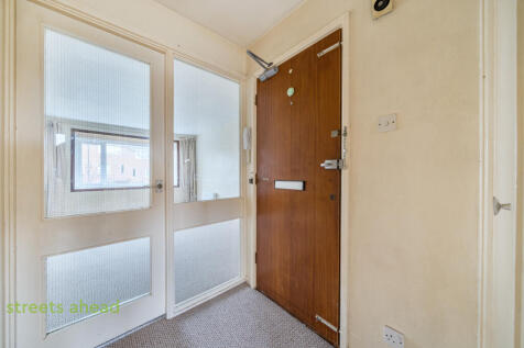 7b4284f9-b76e-4a2...