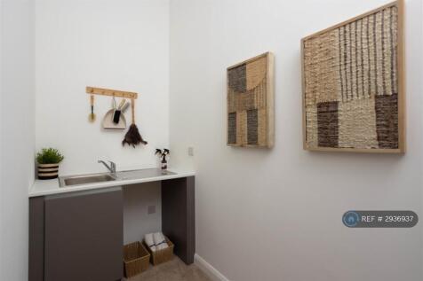 Spring Meadow, Bradford, BD11 photo 5
