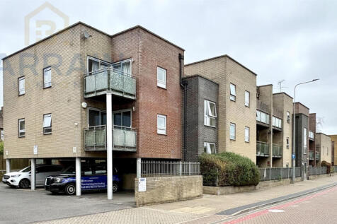 Two Bedroom for sale by Barrain London
