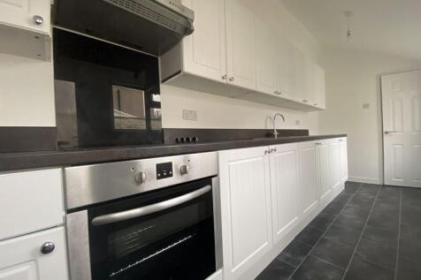 Albert Road, Eston, Middlesbrough, TS6 9QW photo 5