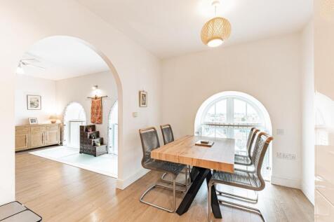 Kitchen Dining Room (3)