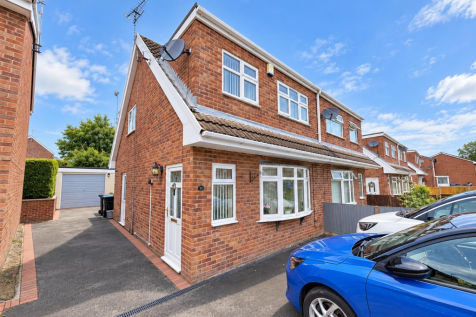 Wrexham, LL11 - property photo
