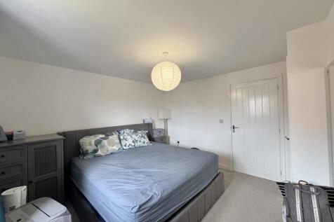 Saddleback Close, Morley, LEEDS photo 5