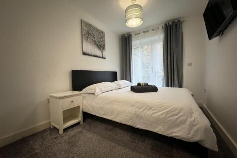 Seafarers Court, 12-14 Queens Terrace, Southampton, SO14 photo 3
