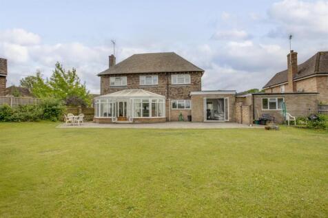 thumbnail_2 Mayflower Close, HP17 8QH Extra-1.jpg