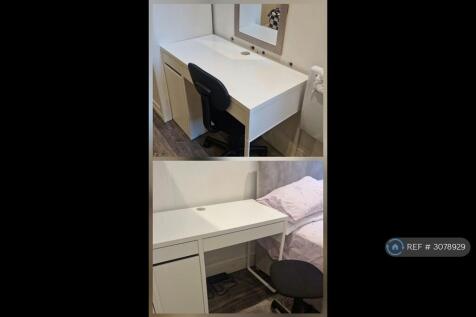 Desks In Room 1 &amp; 3