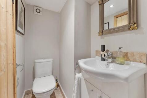 Laburnum Cottage-19.jpg