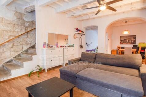 House with patio in Mahon