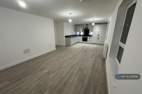 Lounge Kitchen / Dining Area