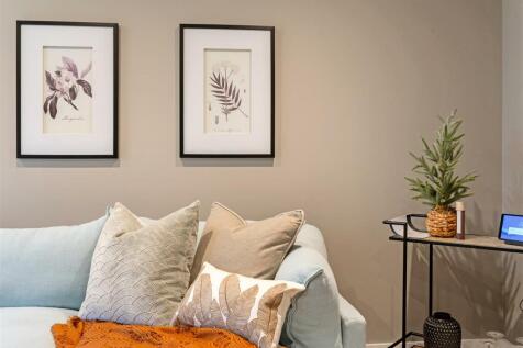 304 Sandbanks Road 327170 - (14).jpg