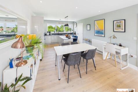 Open Plan Living Accomodation