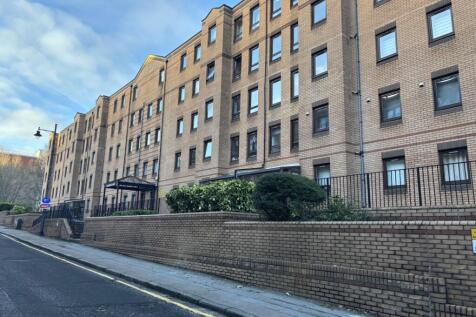 West Graham Street External