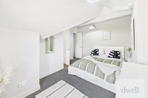 Swinnow Road, Bramley, Leeds, LS13 photo 4
