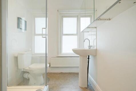 Shower Room.jpg