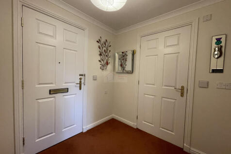 Hallway.JPG