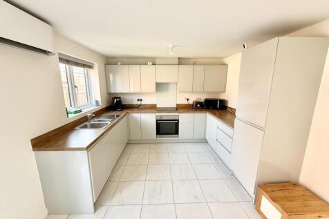 Scampton Avenue, Sleaford, Lincolnshire photo 3