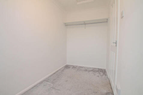 Bedroom Two (2)