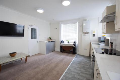 Bank Street - Student House Share- 26/27 photo 4