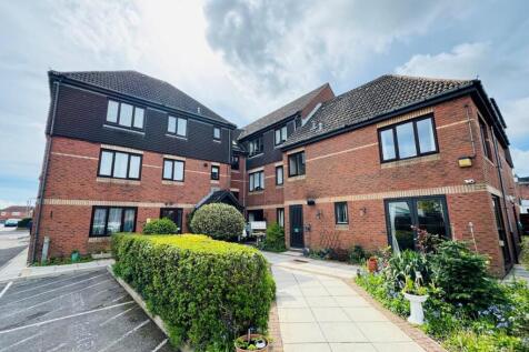 2 barton lodge main from.jpg