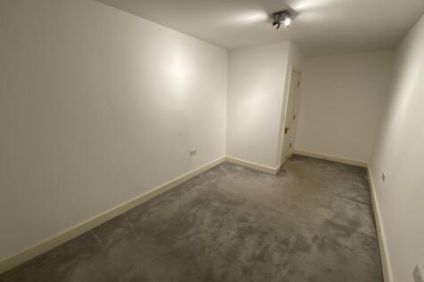 4 Nash House Bedroom