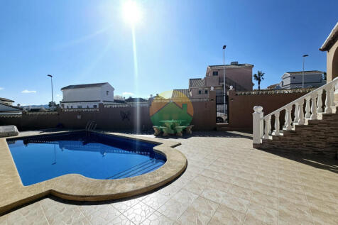 5 Bedroom Detached For Sale-ROC446-2