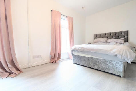 PXL_20250918_121102661.MP~2