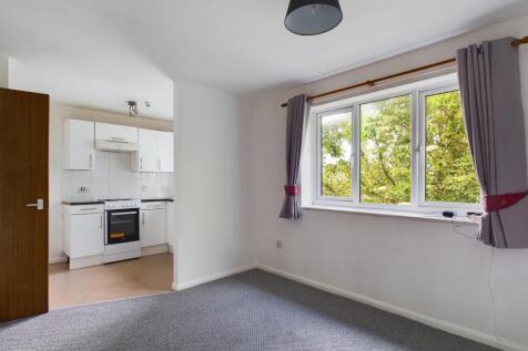 Honeywood Close, Hilsea, Portsmouth, PO3 photo 4