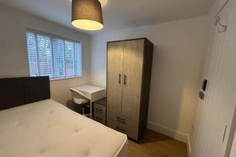 Severn Road room 5a.jpg