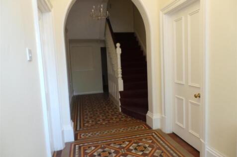 11 whitehall rd hall.JPG