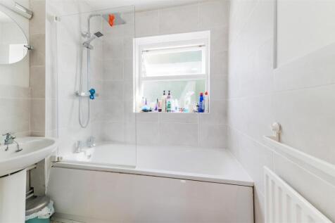 Village Row, Sutton4.jpg