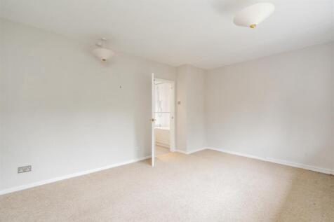 67A Hampton Lane_15.jpg