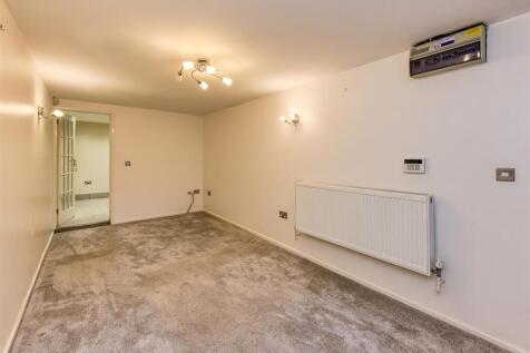 1 Manor Road-Sitting Room.jpg