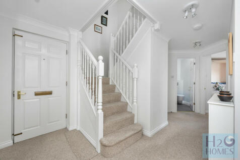 Collingwood Court...