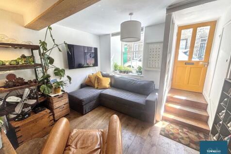 West Street, Penryn, TR10 photo 3