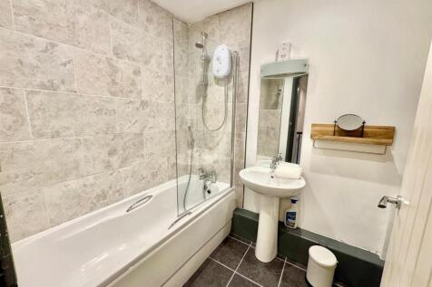 PHOTO-2025-09-16-12-26-33 (4).jpg