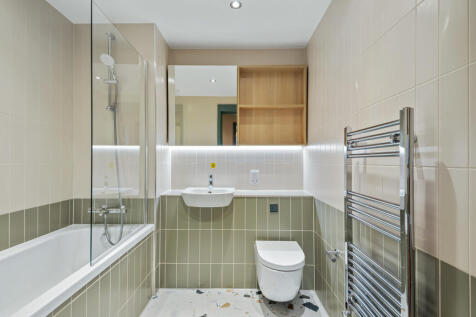 High-Spec Bathroom