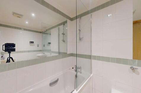 Family Bathroom -...