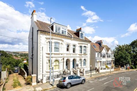 Highcroft Villas 52, Flat 4-014.JPG